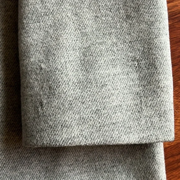 Aritzia - Babaton Stedman Coat in Grey - Picture 3 of 3